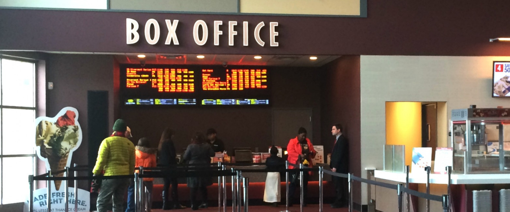 Hancur Lebur Jualan Film, Apa yang Terjadi dengan Box Office Amerika Serikat?